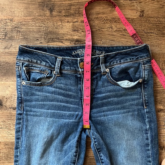 Women’s Size 8 Kick Boot Jeans - Picture 3 of 9